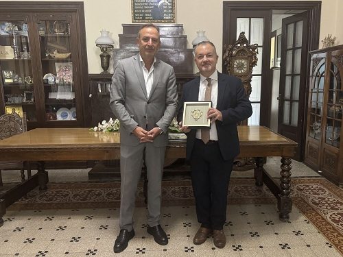 Συνάντηση δημάρχου Ιωαννίνων με τον Βρετανό Πρέσβη στην Ελλάδα