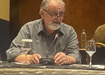 Τίμηση της μνήμης του Βασίλη Μητσιμάρη ζητά η ΕΞΝΙ