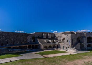 «Ας γίνουμε φίλοι»: Θεατρικό εργαστήρι στο μουσείο αργυροτεχνίας