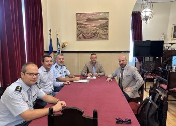 Συνάντηση με το διοικητή και υποδιοικητή της Τροχαίας Ιωαννίνων