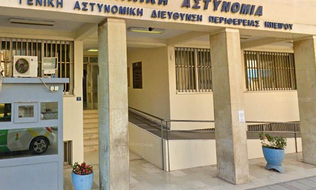 Με SMS ή email θα υπενθυμίζεται στους κατόχους πυροβόλων όπλων να ανανεώσουν την άδειά τους