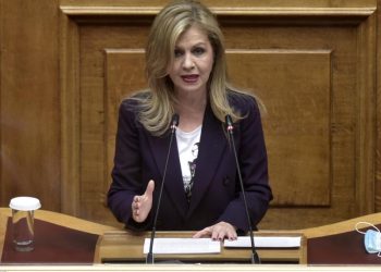 Μερόπη Τζούφη: Άμεση επαναλειτουργία της βάσης αεροδιακομιδών του ΕΚΑΒ στο Άκτιο
