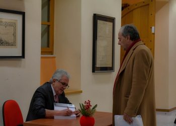 Παρουσιάστηκε το βιβλίο του Σπύρου Θεμελή, «Και μετά ήρθαν… πρόσφυγες στην πόλη»