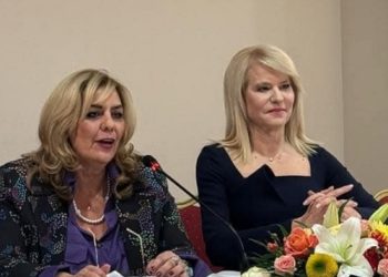 Η Θεοδώρα Τζάκρη στην Άρτα