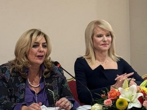 Η Θεοδώρα Τζάκρη στην Άρτα