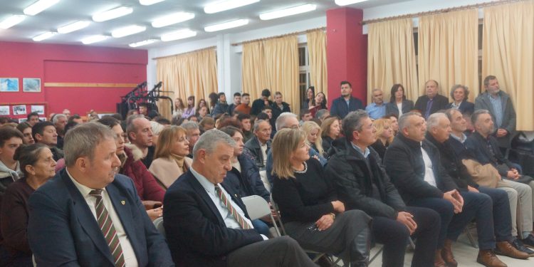 Ο δήμος Ζίτσας βράβευσε τους αριστούχους μαθητές των γυμνασίων και λυκείων