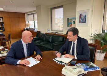 Συνάντηση εργασίας του Βουλευτή Ιωαννίνων Γιώργου Αμυρά με τον Υπουργό Περιβάλλοντος και Ενέργειας Θόδωρο Σκυλακάκη