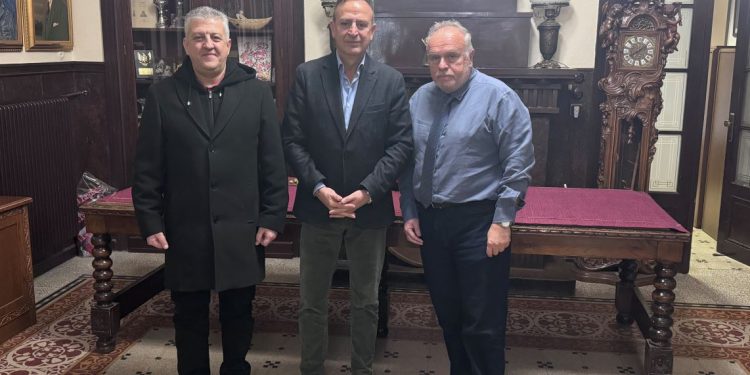 Επίσκεψη του γενικού γραμματέα του κεντρικού Ισραηλιτικού συμβουλίου Ελλάδος στον δήμαρχο Ιωαννίνων