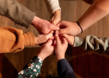 3 Σαββατόβραδα …θεατρικής ψυχοθεραπείας – Με τη μία