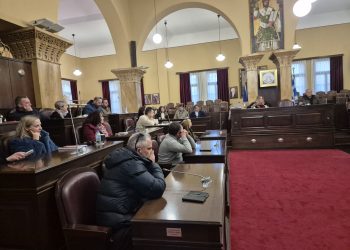 Συνάντηση στο δημαρχείο Ιωαννίνων για θέματα που αφορούν την εύρυθμη λειτουργία των σχολικών μονάδων του δήμου