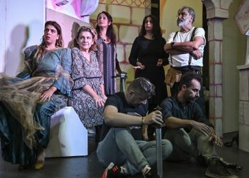 Η ομάδας τέχνης Α.Ν. παρουσιάζει ξανά, έπειτα από απαίτηση των θεατών, την παράσταση: «Ποιός σκότωσε τον Ουίλλιαμ;»