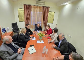 Συνάντηση στο επιμελητήριο Ιωαννίνων για θέματα τοπικής οικονομίας και ανάπτυξης