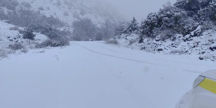 Κλειστός ο δρόμος προς Φανερωμένη λόγω έντονης χιονόπτωσης