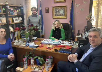 Συνάντηση με την δ/ντρια πρωτοβάθμιας εκπαίδευσης  Άρτας, κα. Κλεοπάτρα Βασιλείου για την βελτίωση σχολικών υποδομών και εκπαίδευσης