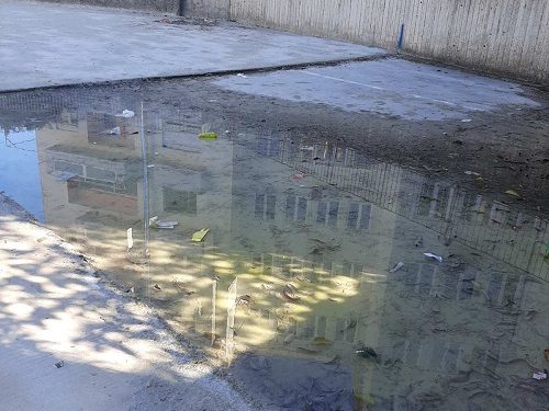 Ανησυχία γονέων για την καταλληλότητα της αυλής του 1ου δημοτικού και 1ου νηπιαγωγείου Ιωαννίνων