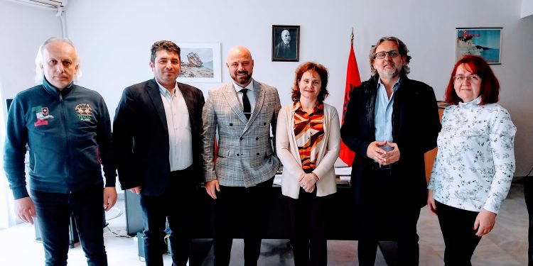 Συνάντηση της διοίκησης του επιμελητηρίου Ιωαννίνων με την γενική πρόξενο της Αλβανίας στα Ιωάννινα