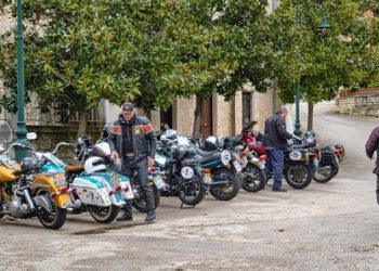 Με ιδιαίτερη χαρά υποδέχθηκε ο δήμος Πωγωνίου τα μέλη της ελληνικής λέσχης φίλων κλασικής μοτοσικλέτας