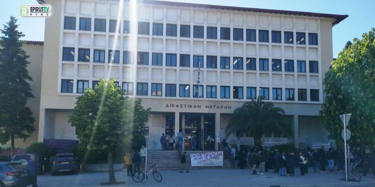 Ιωάννινα : Ομόφωνα ένοχος και στο Εφετείο ο Γιαννιώτης επιχειρηματίας που βίαζε την ανήλικη κόρη Του