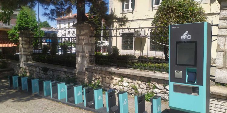 Σε δημόσια διαβούλευση ο κανονισμός λειτουργίας του συστήματος κοινόχρηστων ποδηλάτων του δήμου Ιωαννιτών