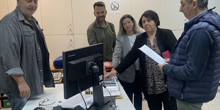 Δήμος Πωγωνίου: Τρεις νέοι υπάλληλοι στο δυναμικό του δήμου και συγκεκριμένα στο δυναμικό του προγράμματος «Βοήθεια στο Σπίτι»