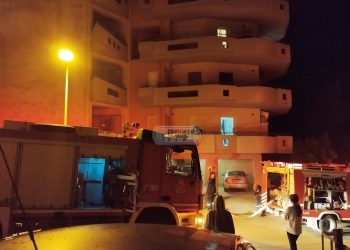 Φωτιά σε διαμέρισμα στην Σβώλου