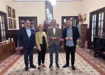 Η ηπειρώτικη μουσική στα αμφιθέατρα των ΗΠΑ με τη στήριξη του δήμου Ιωαννιτών