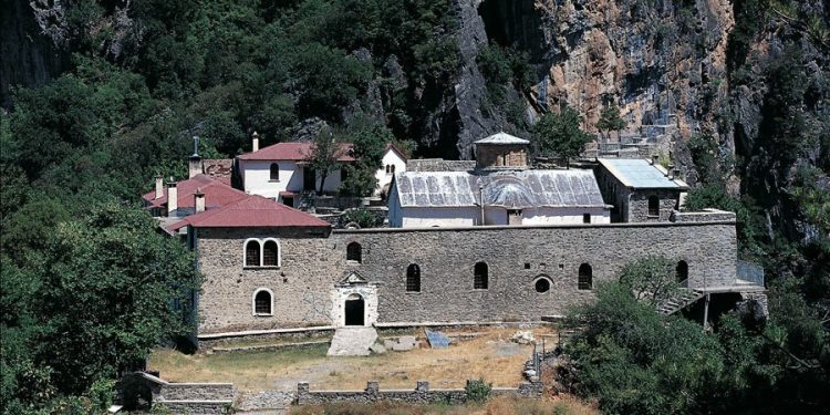 Σε εγρήγορση οι Υπηρεσίες για την ασφαλή μετακίνηση των επισκεπτών προς την Ιερά Μονή Στομίου Κόνιτσας