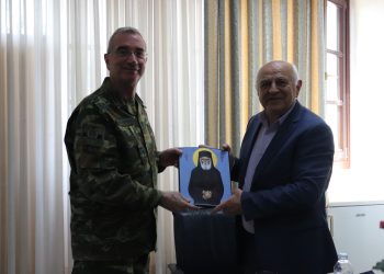 Εθιμοτυπική επίσκεψη του διοικητή της 1ης στρατιάς / EU – OHQ στον δήμαρχο Κόνιτσας