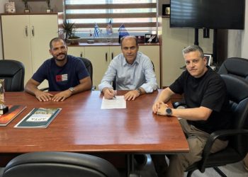 Υπογραφή σύμβασης με ανάδοχο για εκσυγχρονισμό ΚΕΠ