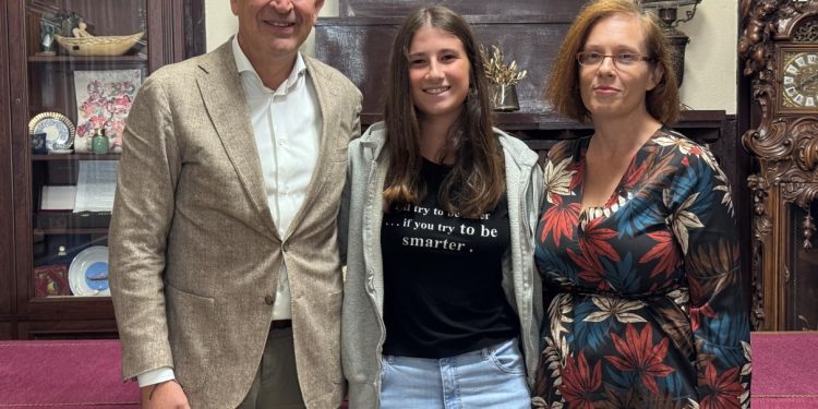 Συνάντηση του δημάρχου Ιωαννίνων με την Άρτεμη Ρούτση