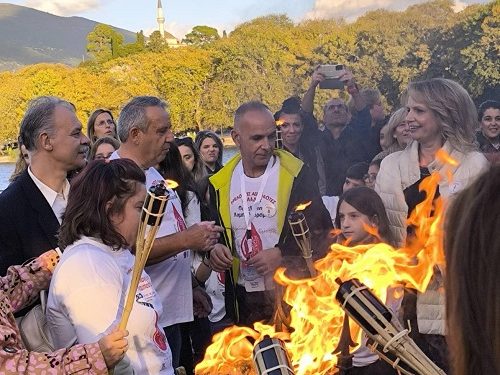 Μεγάλη συμμετοχή στη “Φλόγα της Αγάπης” στα Γιάννενα – Το μήνυμα της εθελοντικής αιμοδοσίας ένωσε την πόλη