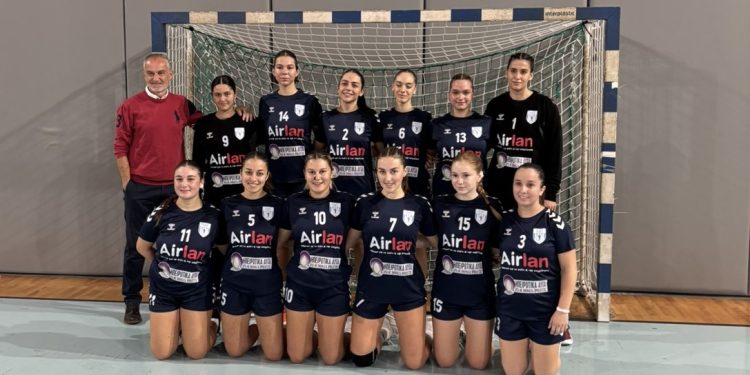 Εντυπωσιακή επανεμφάνιση της γυναικείας ομάδας Handball του Α.Ο. Ιωαννίνων – Νίκη με 37-10 επί του ΑΟ Κοζάνης