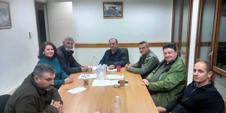 Συνάντηση της διοίκησής του Ε.Κ.Ι. με αντιπροσωπεία του Συντονιστικού εκπροσώπησης των 13 φορέων εν ενεργεία και εν αποστρατεία στελεχών των Ενόπλων Δυνάμεων