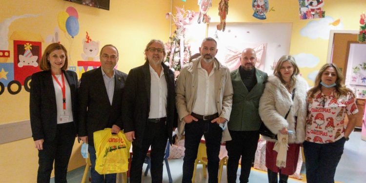 Επιμελητήριο Ιωαννίνων: Eπισκέψεις στα Παιδιατρικά Τμήματα των νοσοκομείων της πόλης