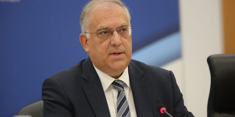 Υπουργείο Ανάπτυξης: Παράταση ενός μήνα στις επιχειρήσεις για την ολοκλήρωση εκκρεμοτήτων στο ΓΕΜΗ