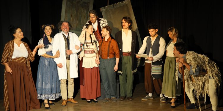 «οἱ ΑΘΕΡΑΠΕΥΤΟΙ» παρουσιάζουν την απολαυστική κωμωδία «οι ΗΛΙΘΙΟΙ»