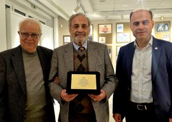 Τιμητική βράβευση στον σκιτσογράφο Γρηγόρη Γεωργίου από τον Δήμο Αρταίων