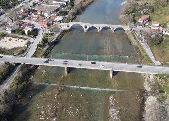 Ομόφωνα η αγορά οικοπέδου πλησίον της γέφυρας Άρτας για τις ανάγκες της Πολιτιστικής Διαδρομής