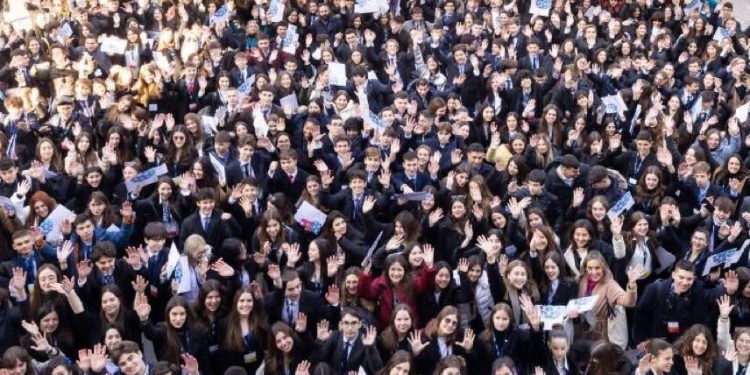 ΔΩΔΩΝΑΙΑ ΕΚΠΑΙΔΕΥΤΗΡΙΑ: οι διπλωμάτες μαθητές  από τα Ιωάννινα  στον… ΟΗΕ!