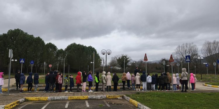 45 μαθητές του Δημοτικού Σχολείου Σταυρακίου στο Πάρκο Κυκλοφοριακής Αγωγής του Δήμου Πωγωνίου