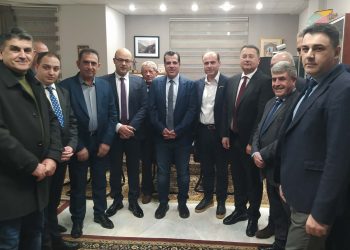 Εθιμοτυπική επίσκεψη του υπουργού Μετανάστευσης και Ασύλου στον Δήμο Αρταίων