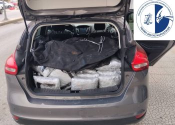 Συνελήφθη ημεδαπός, που μετέφερε με ενοικιαζόμενο αυτοκίνητο  σχεδόν -60- κιλά ακατέργαστης κάνναβης