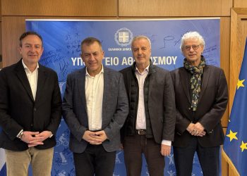 Σημαντικές επαφές του Δημάρχου Ιωαννίνων στην Αθήνα για χρηματοδότηση αθλητικών υποδομών και παιδικών χαρών