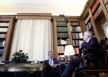 Συνάντηση του προέδρου της Δημοκρατίας Κωνσταντίνου ΑΝ. Τασούλα με τον πρωθυπουργό Κυριάκο Μητσοτάκη
