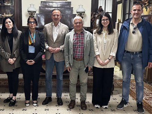 Συνάντηση Δημάρχου Ιωαννίνων με εκπροσώπους ΟΟΣΑ και Ευρωπαϊκής Επιτροπής για την κοινωνική οικονομία