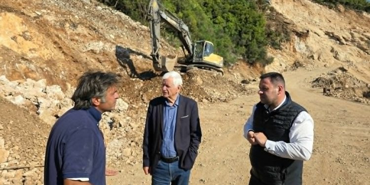 Επίσκεψη των δημάρχων Βορείων Τζουμέρκων και Κεντρικών Τζουμέρκων στο έργο Πηγάδια – Γέφυρα Πλάκας