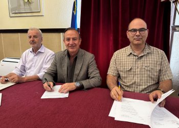 Δύο σημαντικά έργα για ασφαλέστερες μετακινήσεις και αναβάθμιση της Νέας Ζωής υπέγραψε ο Δήμαρχος Ιωαννίνων