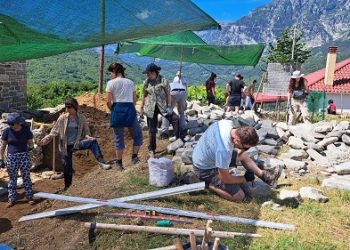 Θερινό Σχολείο Τζουμέρκων – Επετειακό εργαστήριο για την παραδοσιακή και αειφόρο δόμηση