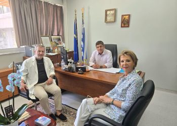 Επίσκεψη της Όλγας Γεροβασίλη στο Νοσοκομείο Άρτας – Η στήριξη του ΕΣΥ είναι ζήτημα κοινωνικής δικαιοσύνης και πολιτικής ευθύνης
