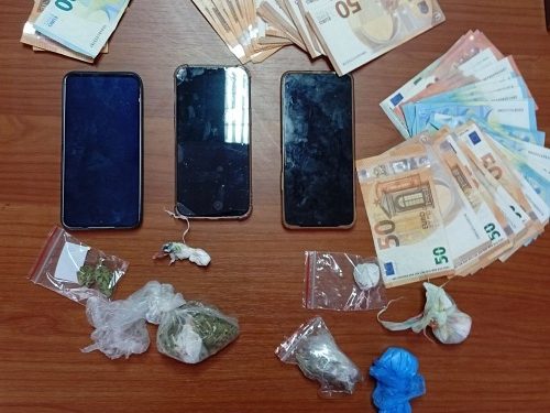 Συνελήφθησαν τρεις ημεδαποίστα Ιωάννινα για διακίνηση ναρκωτικών κοκαΐνης